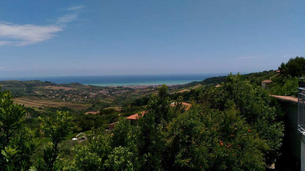 Casolare Azzurro Guest House Acquaviva Picena Exterior foto