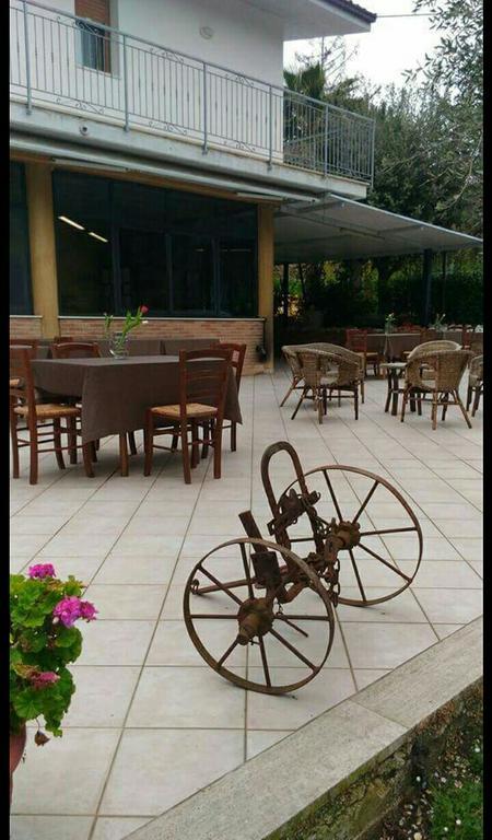 Casolare Azzurro Guest House Acquaviva Picena Exterior foto
